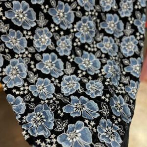 پارچه مخمل سوزندوزی کد AD524